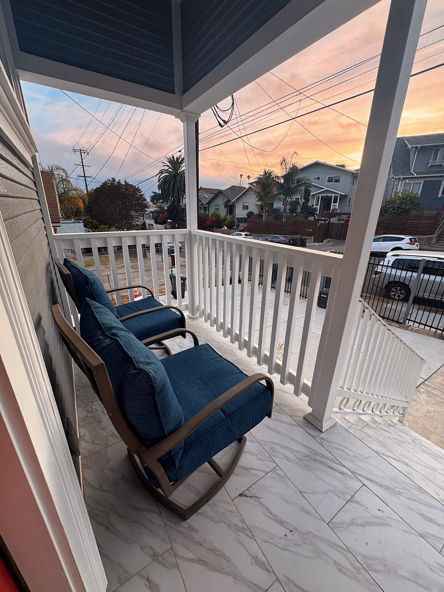Furnished Finder property 1026978_1 photo 2