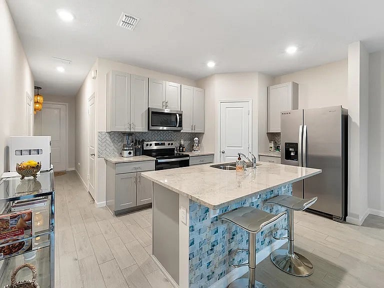 Furnished Finder property 1026981_1 photo 20