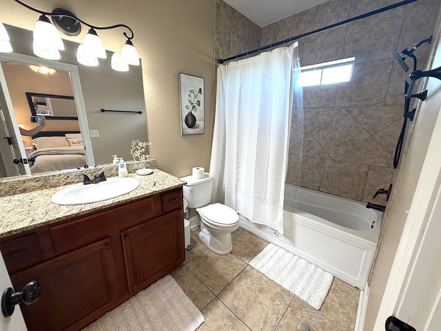 Master room full bath