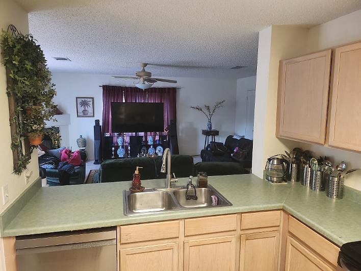 Furnished Finder property 1027035_1 photo 7