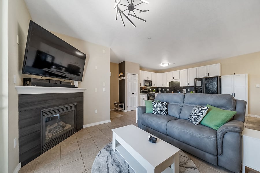 Furnished Finder property 1027047_1 photo 2