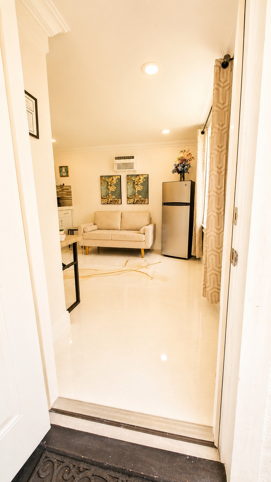Furnished Finder property 1027051_1 photo 4