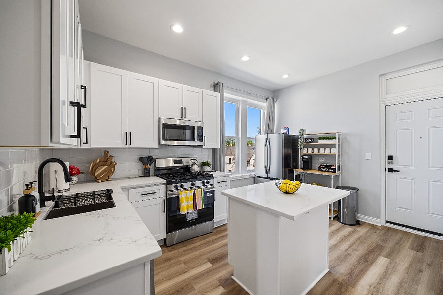 Furnished Finder property 1027061_1 photo 3