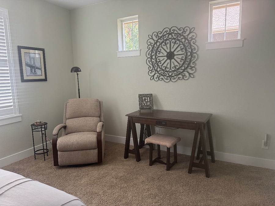 Workarea at other end of bedroom