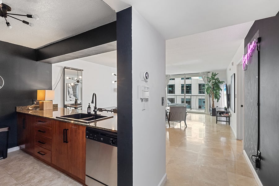 Furnished Finder property 1027093_1 photo 3
