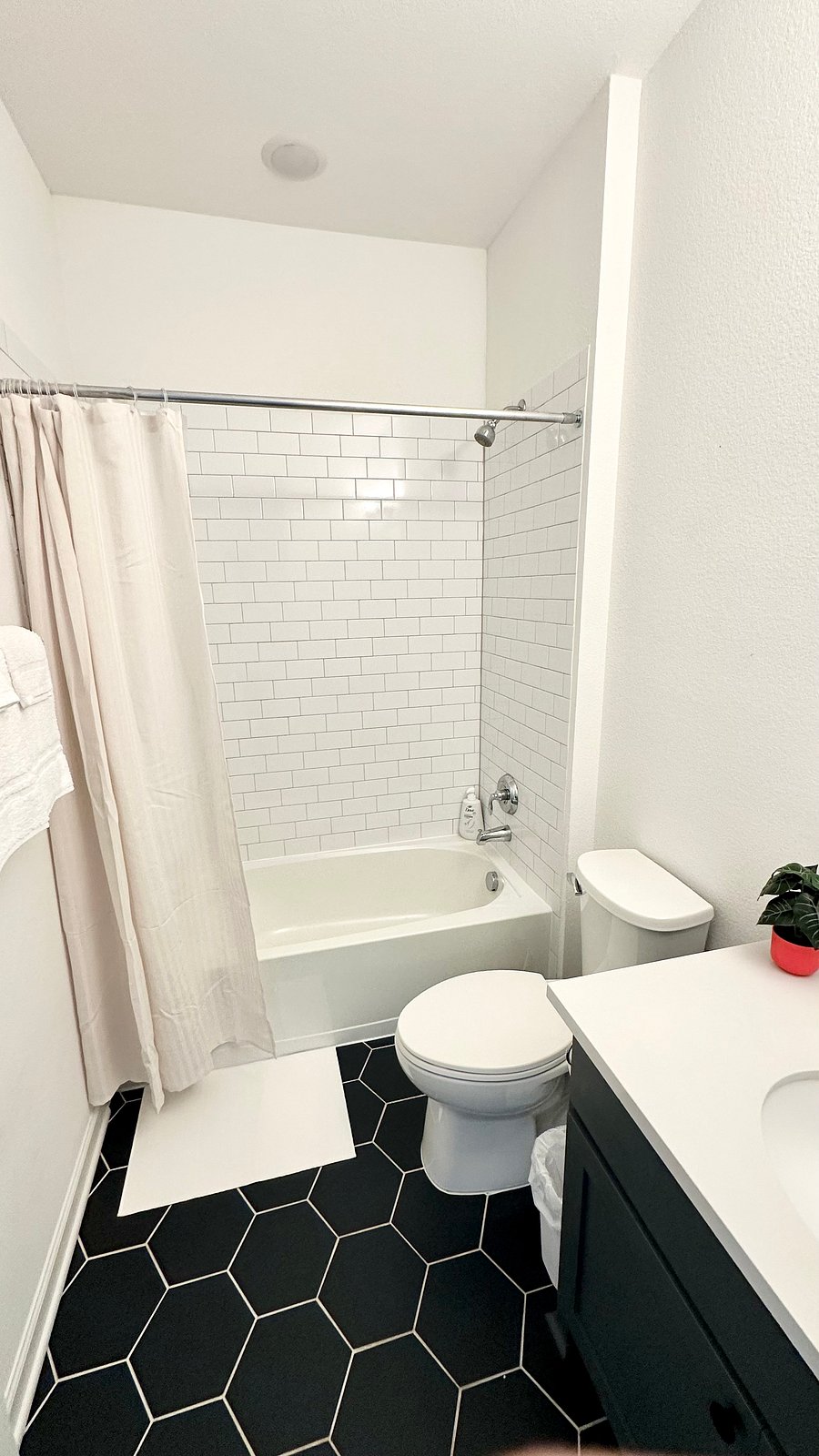 Furnished Finder property 1027107_1 photo 5