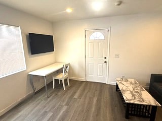 Furnished Finder property 1027112_1 photo 6