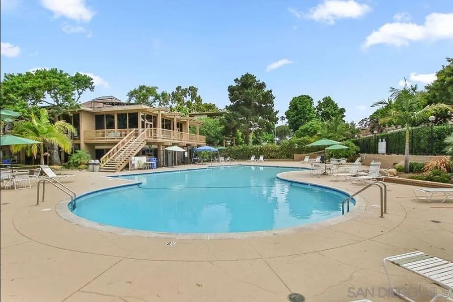 Furnished Finder property 1027131_1 photo 17