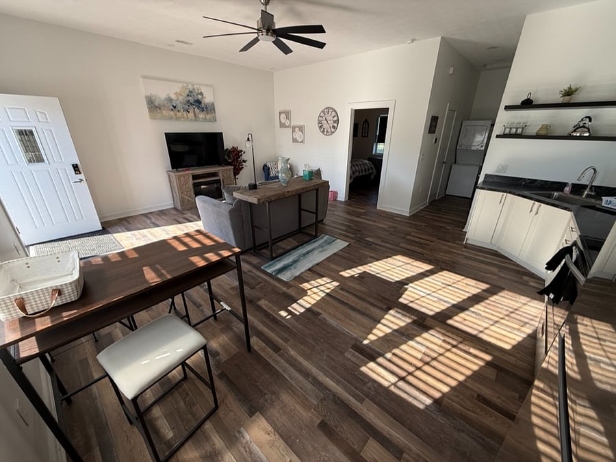 Furnished Finder property 1027146_1 photo 3