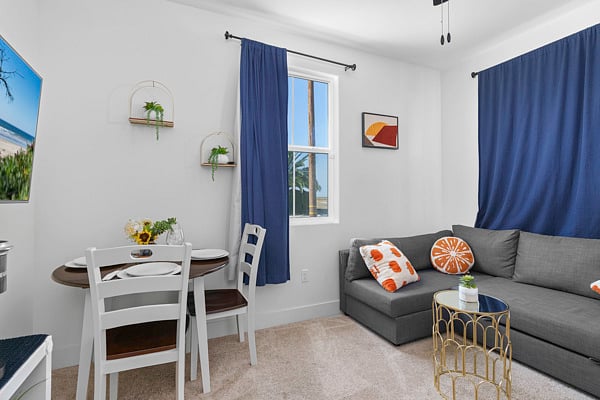 Furnished Finder property 1027159_1 photo 2