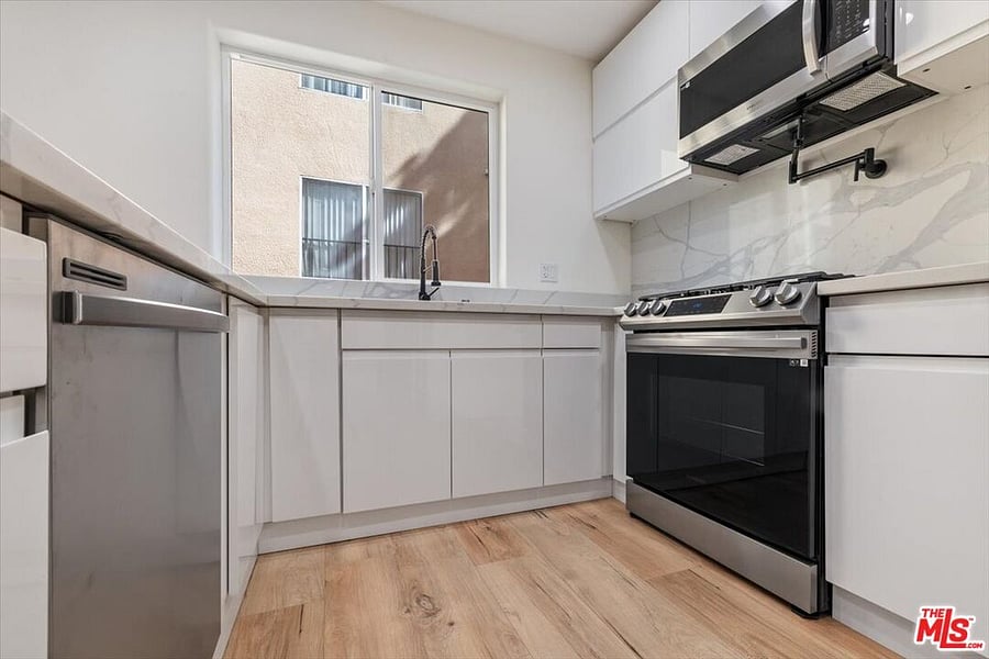 Furnished Finder property 1027184_1 photo 6