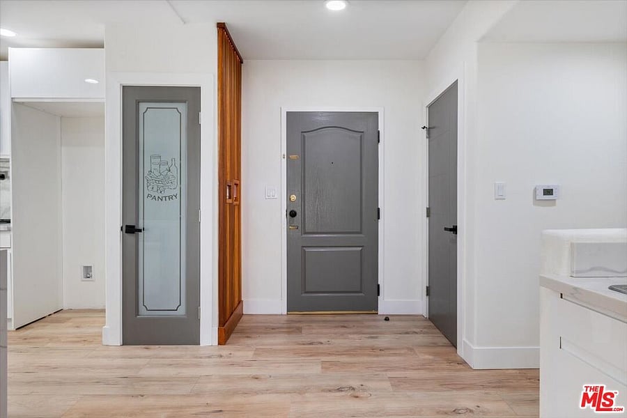 Furnished Finder property 1027184_1 photo 3