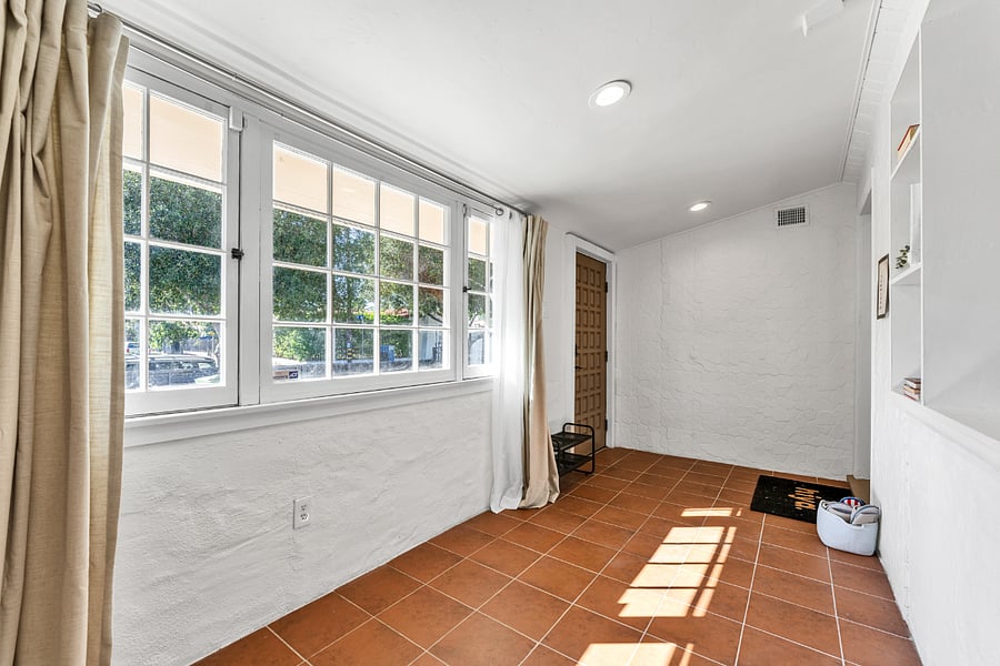 Furnished Finder property 1027187_1 photo 15