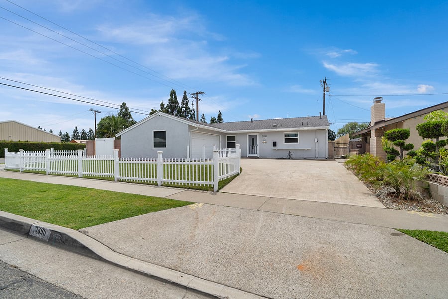 Furnished Finder property 1027230_2 photo 4
