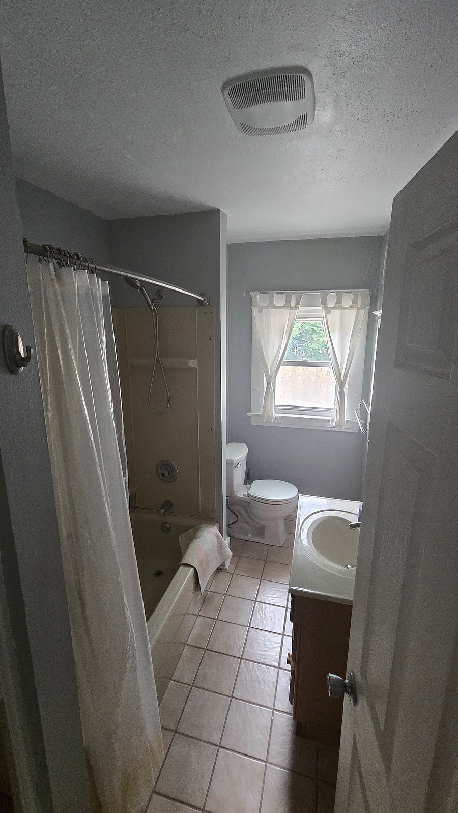 Furnished Finder property 1027379_1 photo 3