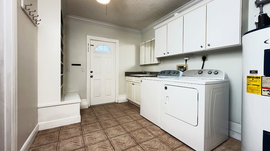 Furnished Finder property 1027380_1 photo 34