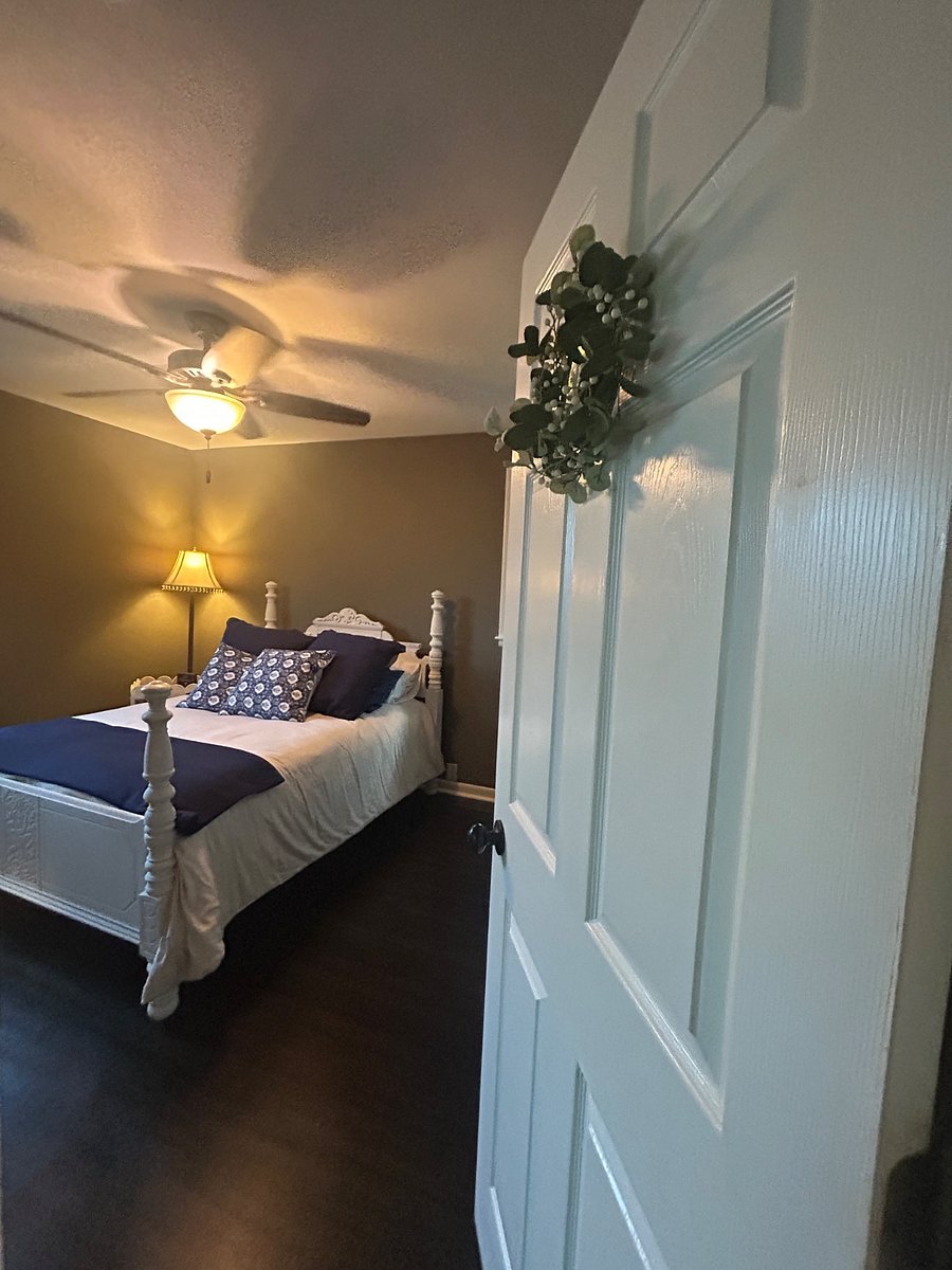 Furnished Finder property 1027441_1 photo 3
