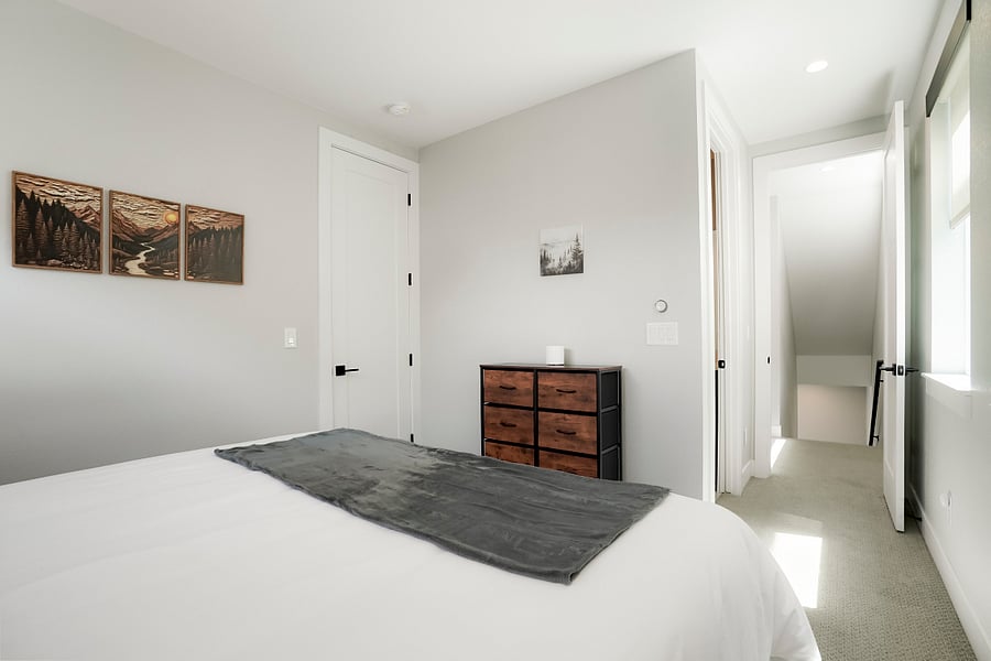 Primary Bedroom, King