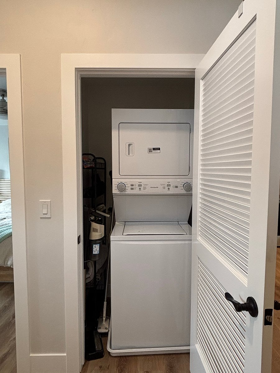 Furnished Finder property 1027457_1 photo 9
