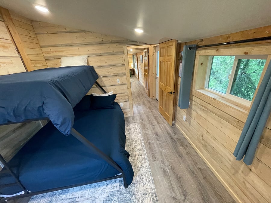 1 of the bunkbed rooms. Queen bed bottom and XL Twin on top.
