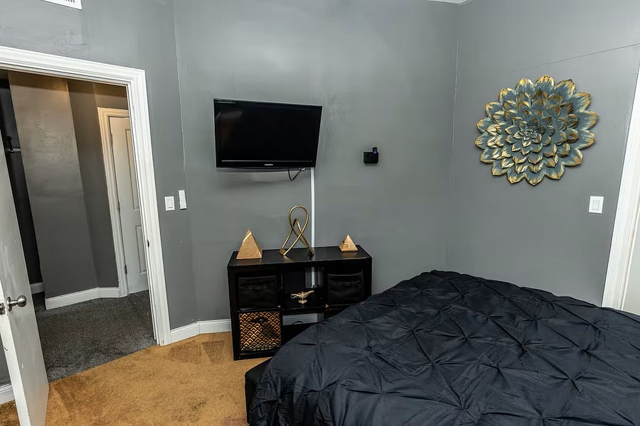 Furnished Finder property 1027477_1 photo 5