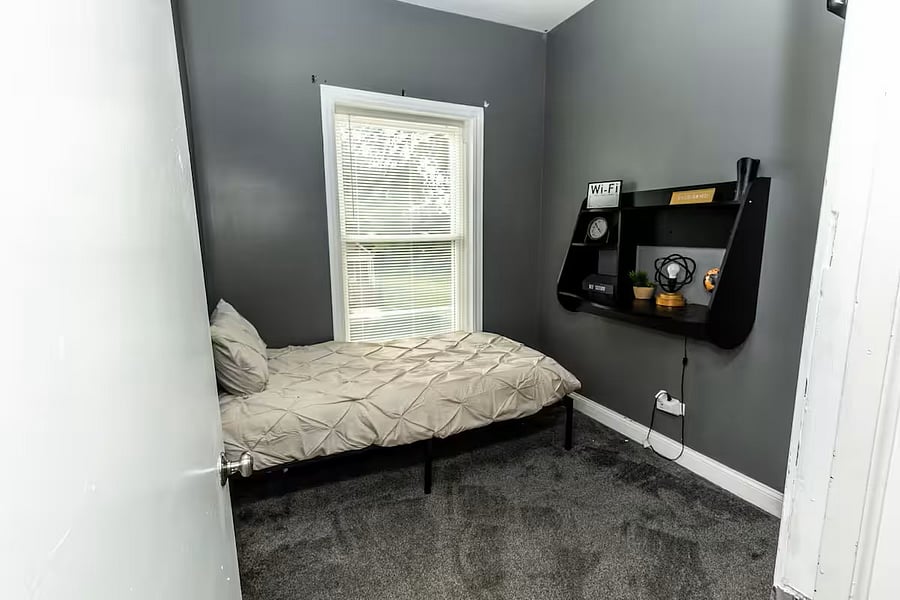 Furnished Finder property 1027477_1 photo 6