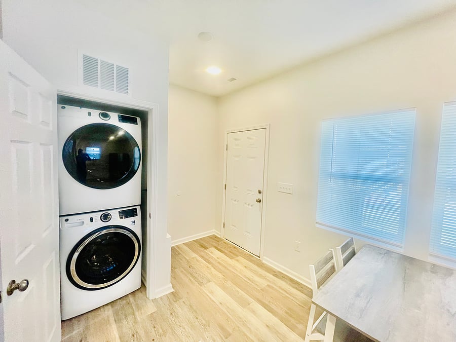 Furnished Finder property 1027482_1 photo 3