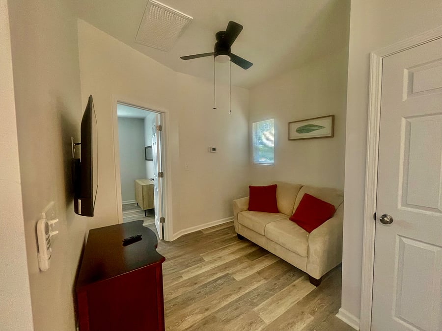 Furnished Finder property 1027495_1 photo 3