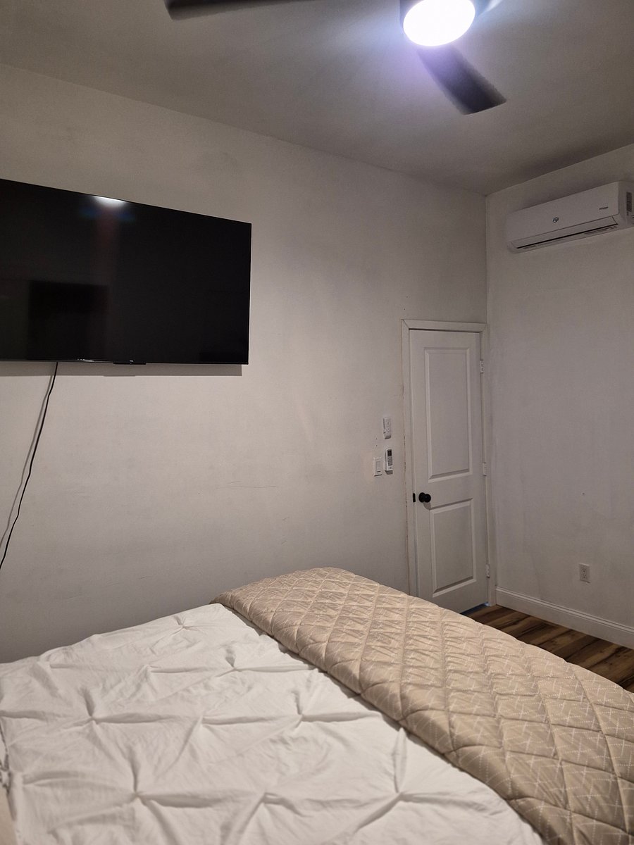 Furnished Finder property 1027498_1 photo 3