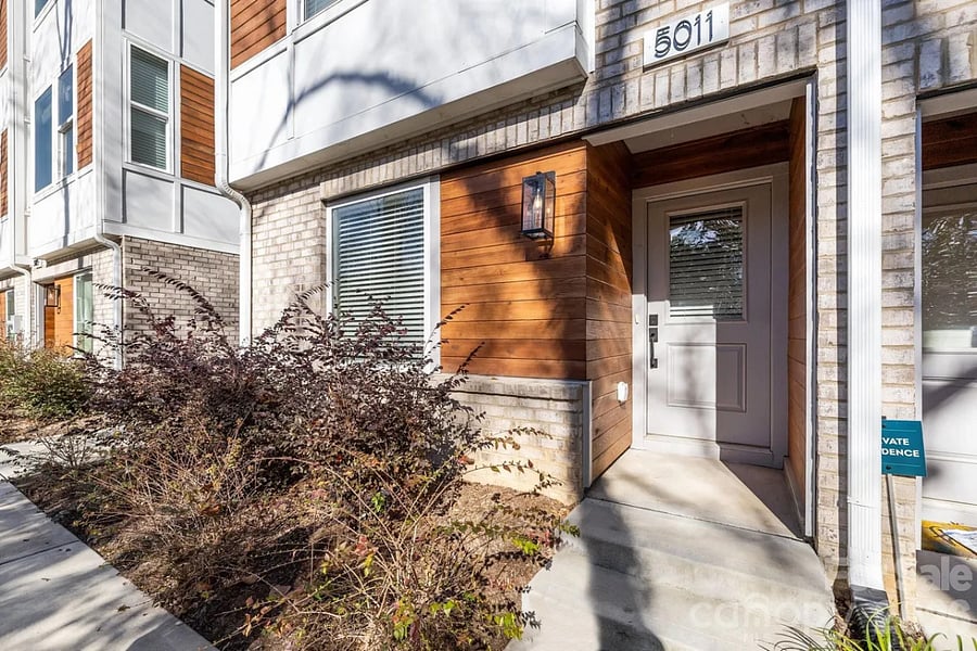 Furnished Finder property 1027521_1 photo 22