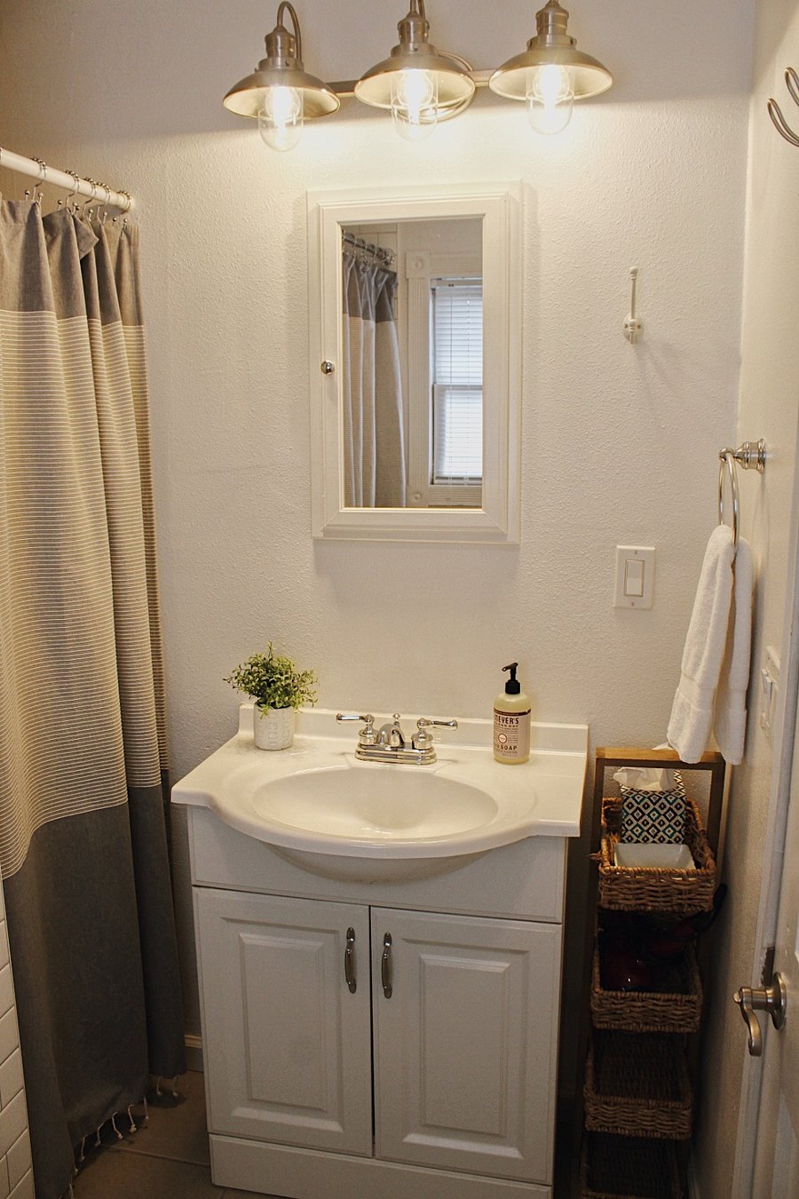 Furnished Finder property 1027587_1 photo 24