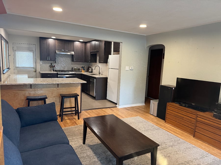 Furnished Finder property 1027596_1 photo 4