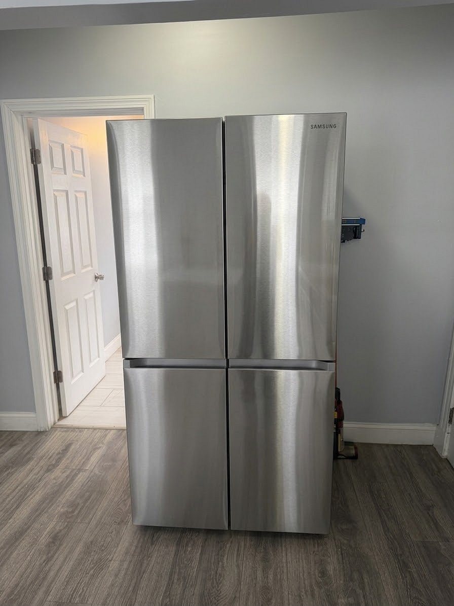 Refrigerator 
