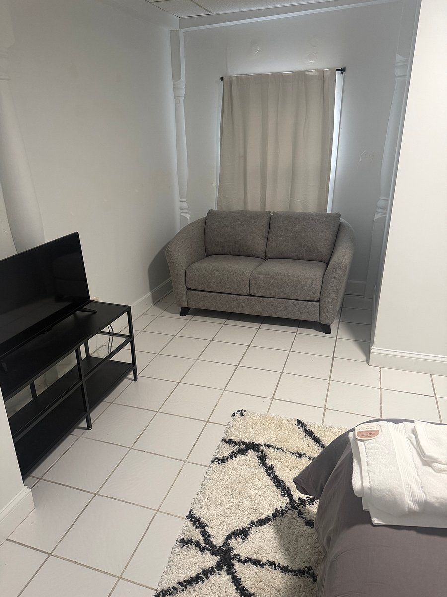 Furnished Finder property 1027614_7 photo 13