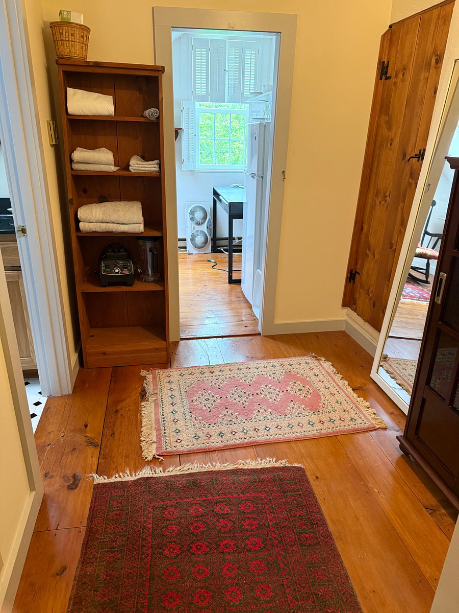 Furnished Finder property 1027627_1 photo 12