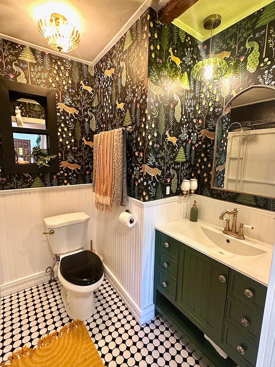 Three-quarter bathroom, recently remodeled