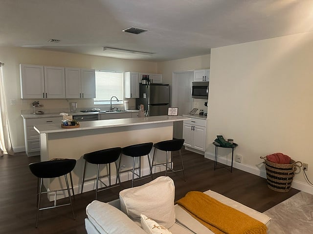 Furnished Finder property 1027643_1 photo 4