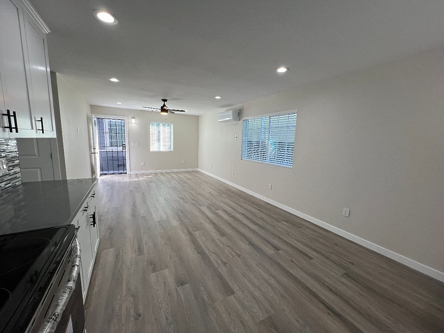 Furnished Finder property 1027651_1 photo 2