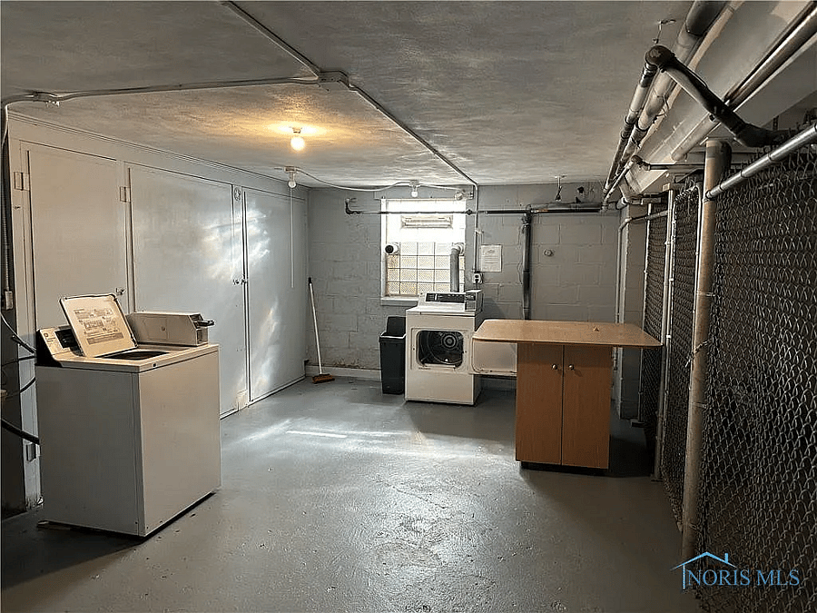 basement: common laundry area (also laundromats closeby)