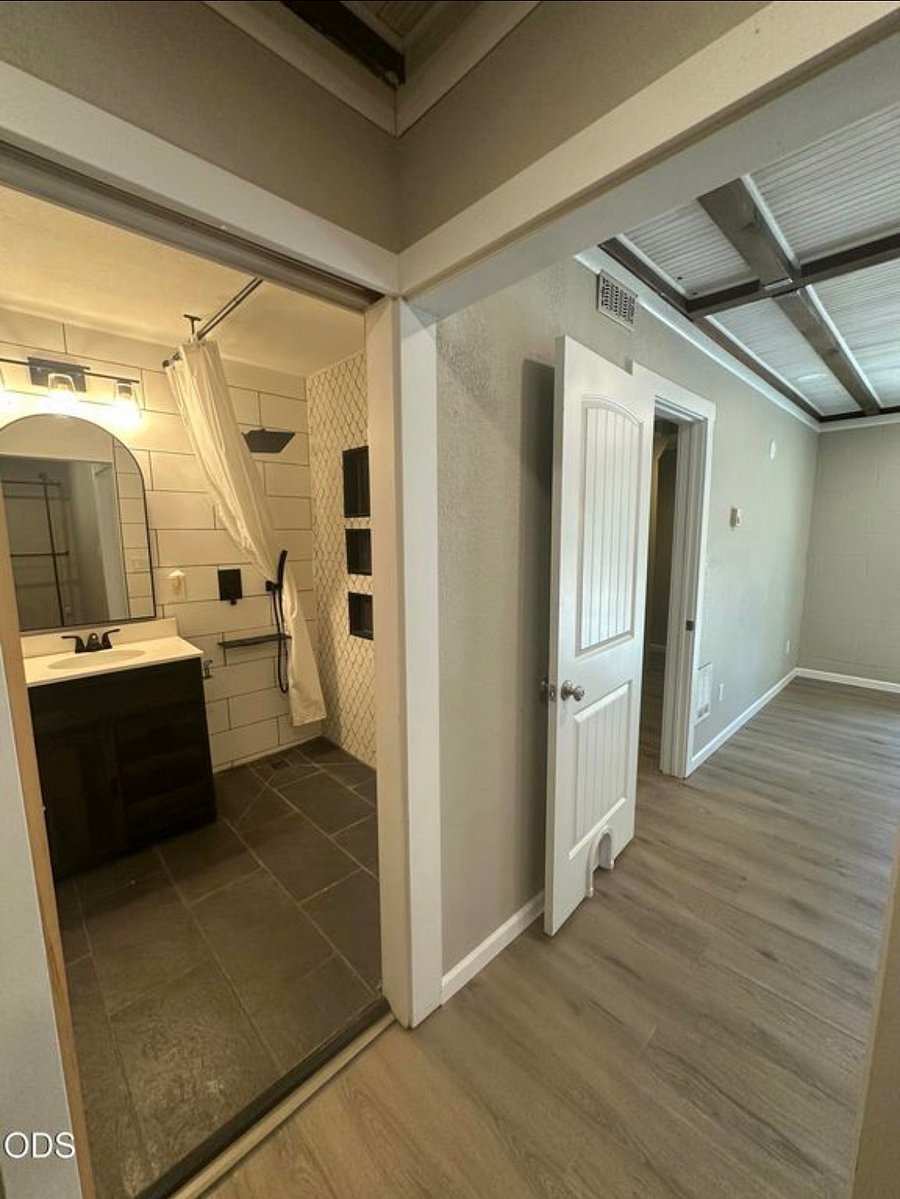 Furnished Finder property 1027662_1 photo 13