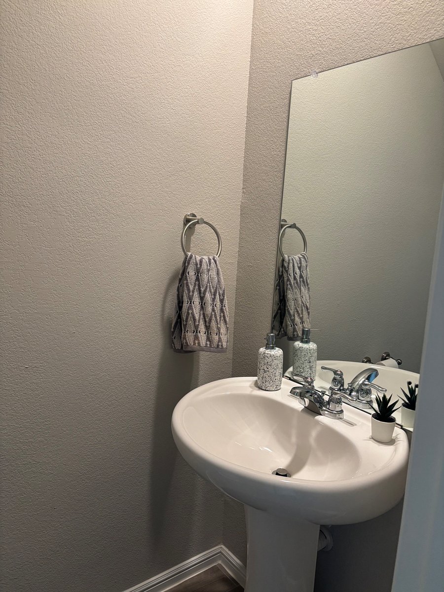 Furnished Finder property 1027664_1 photo 11
