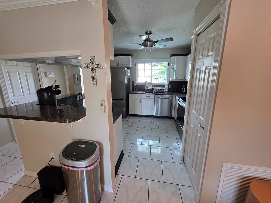Furnished Finder property 1027667_1 photo 10
