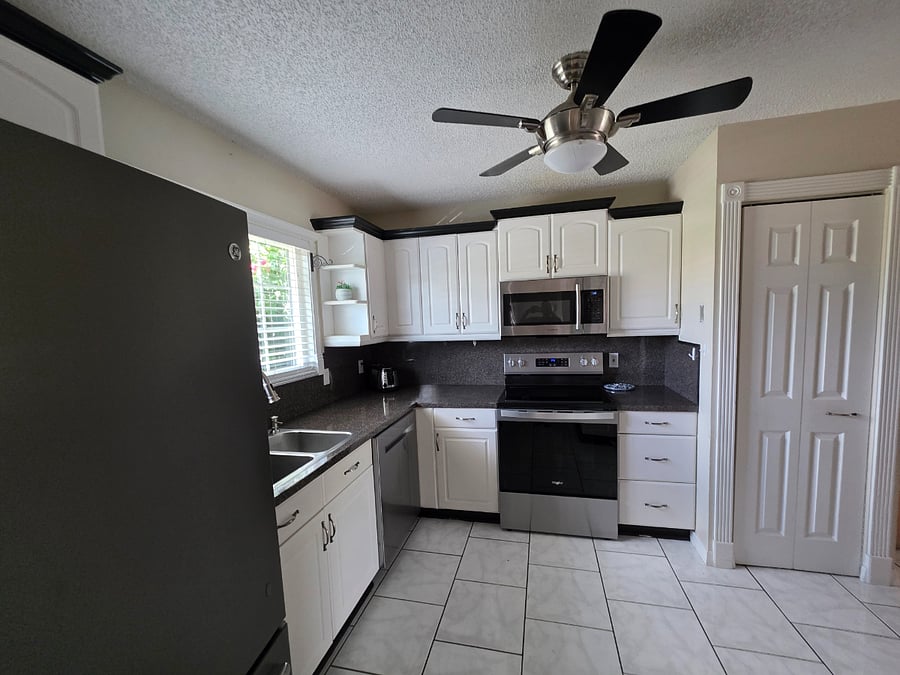 Furnished Finder property 1027667_1 photo 8