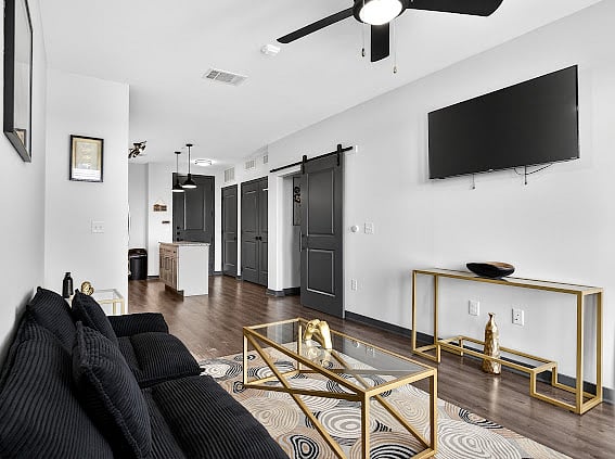 Furnished Finder property 1027674_1 photo 2