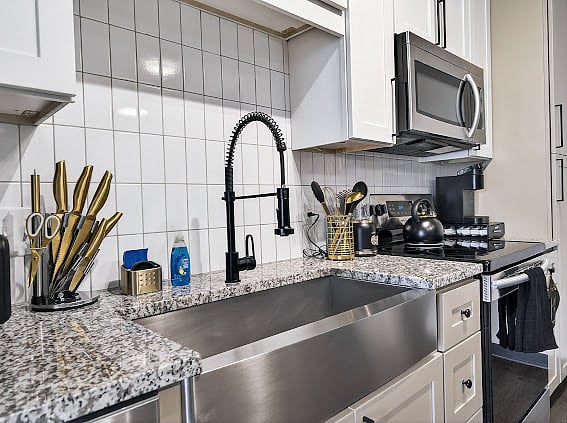 Furnished Finder property 1027674_1 photo 11