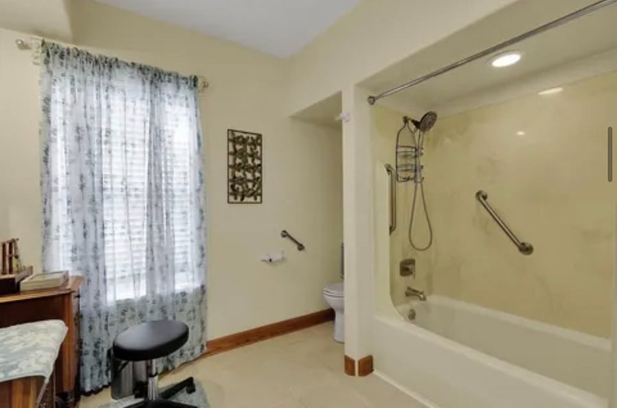 Furnished Finder property 1027678_1 photo 12