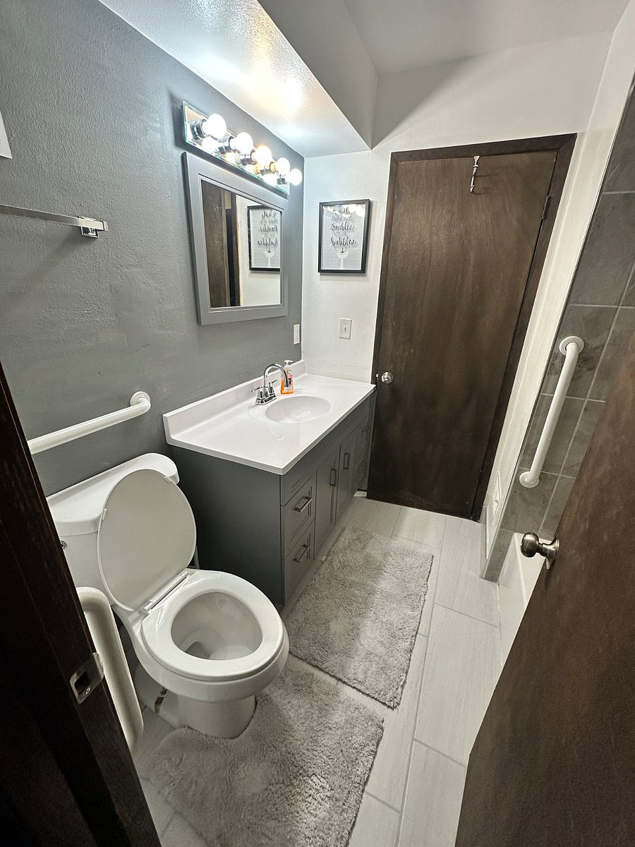 Furnished Finder property 1027700_1 photo 3