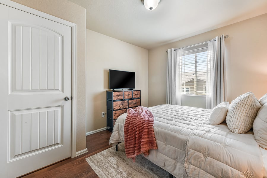 Furnished Finder property 1027743_1 photo 15