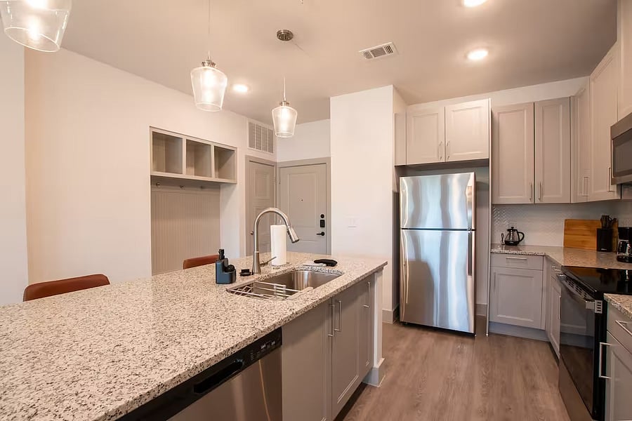 Furnished Finder property 1027767_1 photo 11