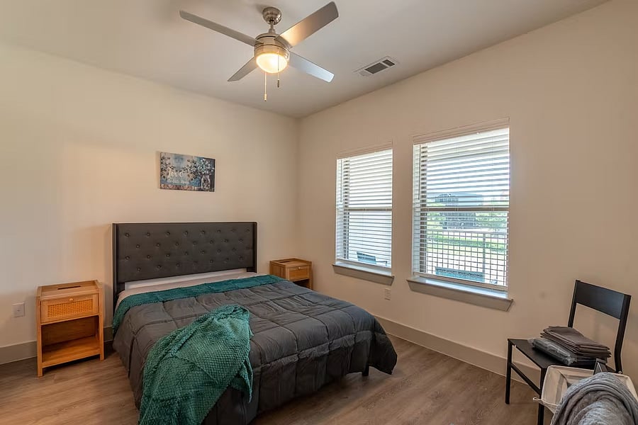 Furnished Finder property 1027767_1 photo 12
